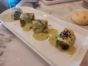 Involtini di verza con curry e latte di coco at Nepá in Milan