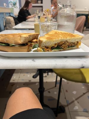 Toast con jackfruit   at Nepá in Milan
