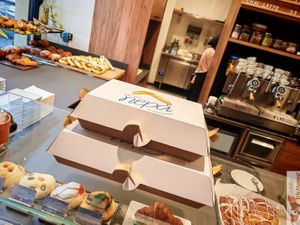 Take Away at Nepá in Milan