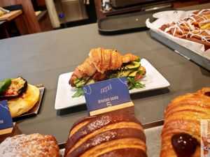 Salted croissant at Nepá in Milan