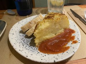 Pincho de tortilla del Vivo at Viva Chapata in Madrid