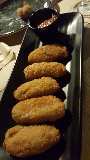 Croquetas at Viva Chapata in Madrid
