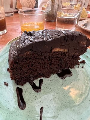 Tarta de chocolate y aguacate   at Viva Chapata in Madrid