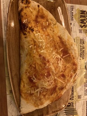 Calzone  at Viva Chapata in Madrid