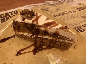 Tarta de zanahoria   at Viva Chapata in Madrid