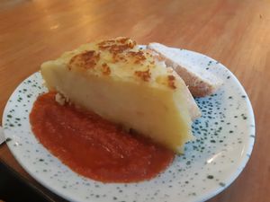 Spanish tortilla (excellent) #Veganuary at Viva Chapata in Madrid