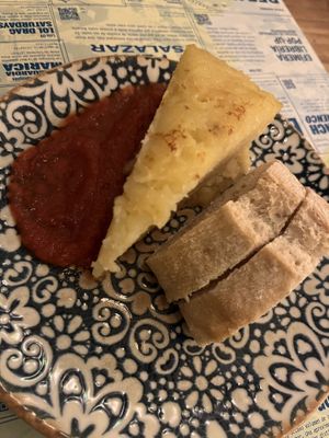 Pincho de tortilla  at Viva Chapata in Madrid