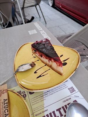 Cheesecake at Viva Chapata in Madrid