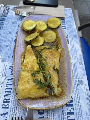 Tortilla en salsa con calabacines  at Viva Chapata in Madrid