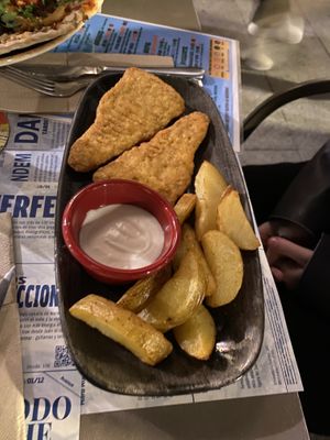Fish & chips  at Viva Chapata in Madrid