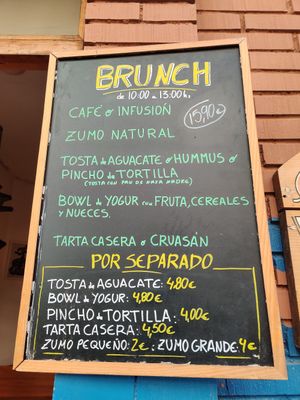 Brunch 10-13h Saturday and sunday at Viva Chapata in Madrid