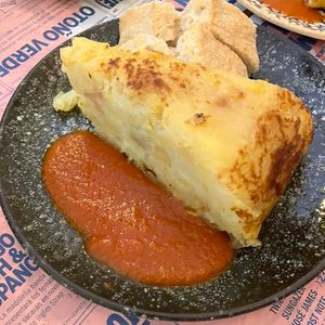 Tortilla de patata  at Viva Chapata in Madrid