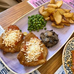Milanesa  at Viva Chapata in Madrid