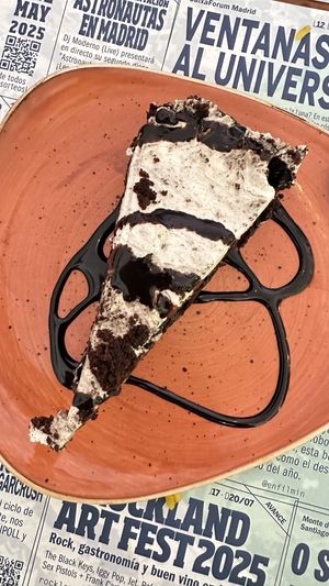 Oreo cake  at Viva Chapata in Madrid
