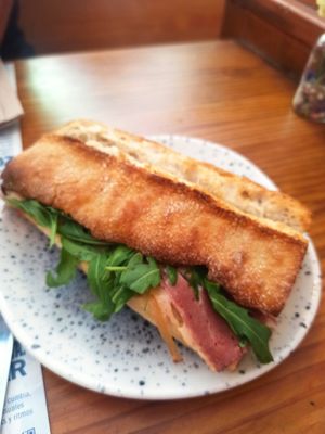  at Viva Chapata in Madrid