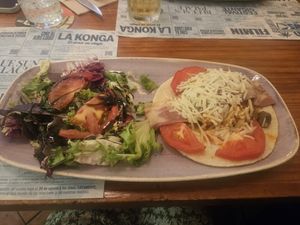 Arrepa with vegan burger at Viva Chapata in Madrid