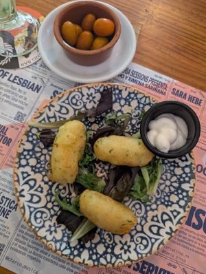 Croquetas at Viva Chapata in Madrid