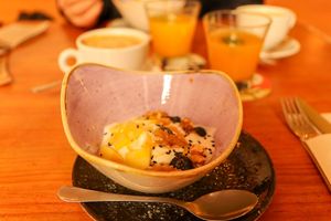 yogurt with granola at Viva Chapata in Madrid