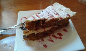 Best cake ever at Viva Chapata in Madrid