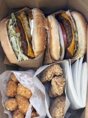 so happy when there’s an island teriyaki burger in the menu :’)  at Nice Burger in Irvine