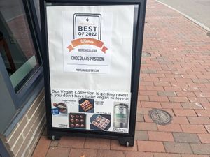 Vegan sign at Chocolats Passion in Portland