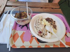 Two kinds of tiramisu at C'è un Posto in Fano