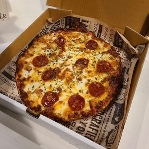 NO meat lovers Cali power pizza  at Organa Food & Juice Bar in Troy