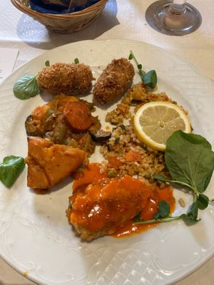 Multi-item plate (part of the meal of the day).   AKA Plato de degustación  at Artemisa Sol in Madrid