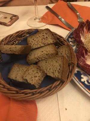 Gluten free buckwheat bread at Artemisa Sol in Madrid