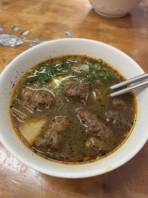 Braised noodle soup   at Potherb Vegetarian Dim Sum 雪裏紅素食點心 in Taipei