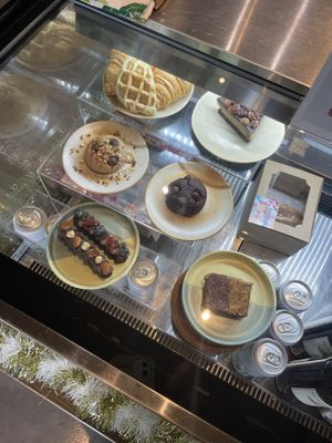 Vegan dessert selection #Veganuary at Kynd Kulture in Bangkok