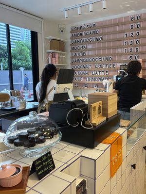 Shop  at Yayaz & Sol Cafe in Bangkok