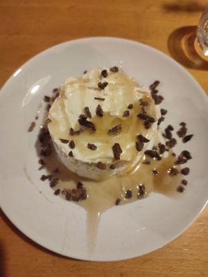 Tonka Creme at Tonka in Frankfurt