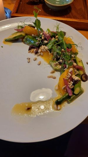 Spargel Orangen Salat at Tonka in Frankfurt