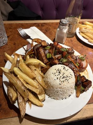   at Catapilcana Vegana in Santiago