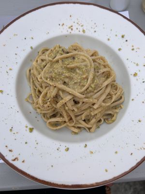 Pistachio spaghettii  at Kappos Etsi in Aegina