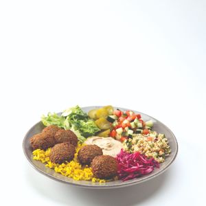  at Garbanzo Mediterranean Fresh in Zionsville