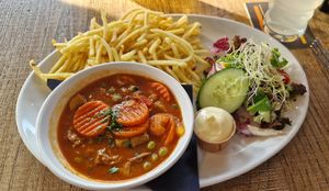 Vegan Gulasch at Eetcafé Simpel in Renesse