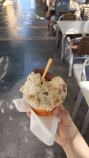  at El Monasterio Heladería Artesana in Sevilla