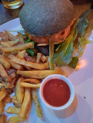  at ArtBurger in Pisa