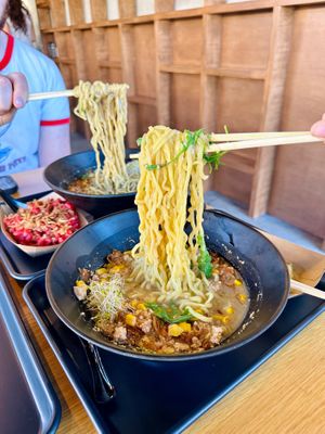 Photo by Tea Kingley (@teaseats) at REDWHITE BONELESS RAMEN - Studio City in Studio City