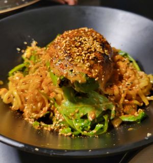 Sweet chili no soup ramen at REDWHITE BONELESS RAMEN - Studio City in Studio City