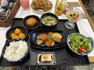 ‘Salmoniee’ (deep fried Konjac mock salmon) and Braised Pumpkin sweet and sour bento box   at SIN - Greendot Plus - Jewel in East Singapore
