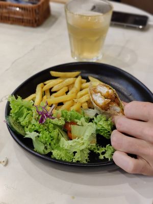  at SIN - Greendot Plus - Jewel in East Singapore