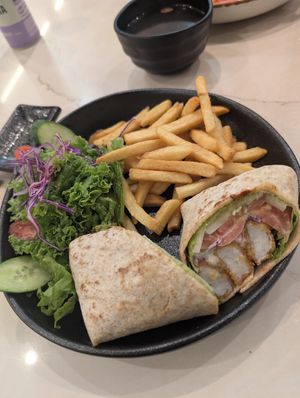 "Chicken Wrap" at SIN - Greendot Plus - Jewel in East Singapore