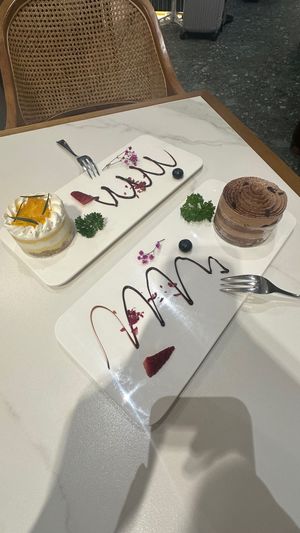  at SIN - Greendot Plus - Jewel in East Singapore