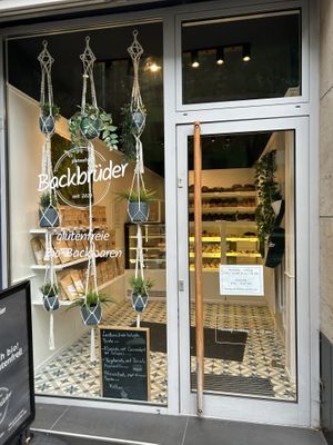 (Leider) keine Möglichkeit vor Ort zu essen   at Backbrüder - Glutenfreie Bio-Bäckerei in Dusseldorf