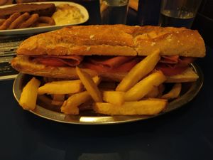 Bocadillo de "chorizo" at B13 Bar in Madrid