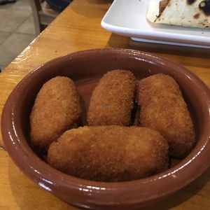 croquetas (we had alredy eaten 2) at B13 Bar in Madrid