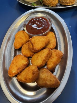 Nuggets   at B13 Bar in Madrid
